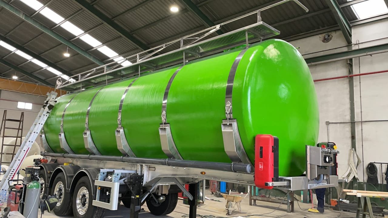 Cisterna Big Heavy en fabricación